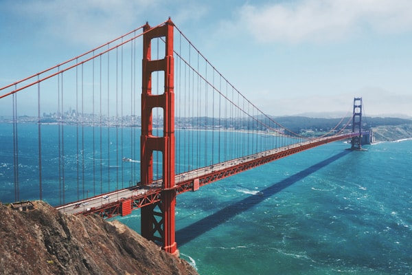 Federal building representing government employee benefits